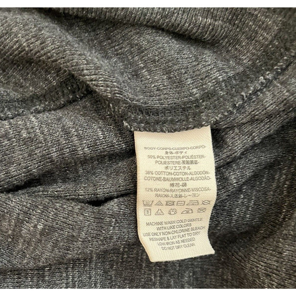 Free people We the Free Grey Mock Neck Split back long sleeve Top Size S - Picture 5 of 9